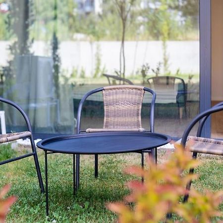 Mycampus 1 Bdrm, Stay 4, Free Parking, Garden, Self Check-In София Екстериор снимка