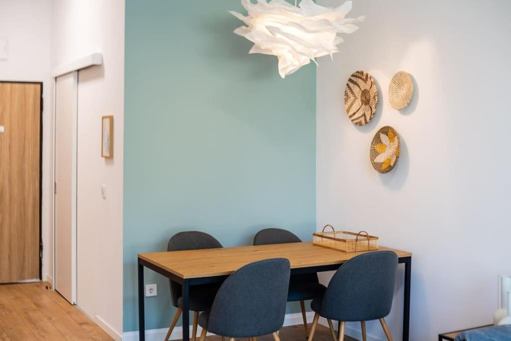 Mycampus 1 Bdrm, Stay 4, Free Parking, Garden, Self Check-In София Екстериор снимка